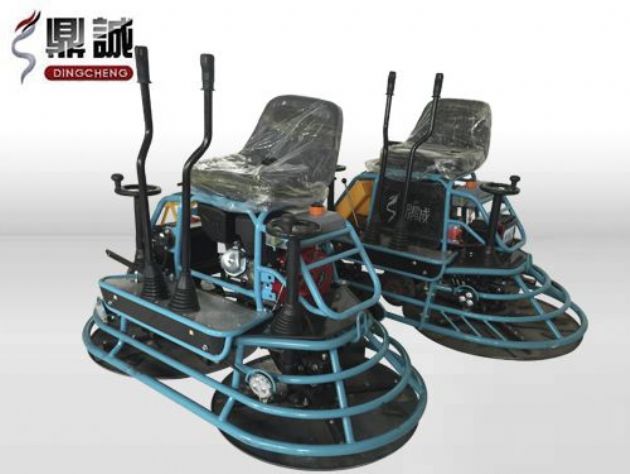 點(diǎn)擊查看詳細信息<br>標題：雙盤(pán)駕駛式抹光機 閱讀次數：12171