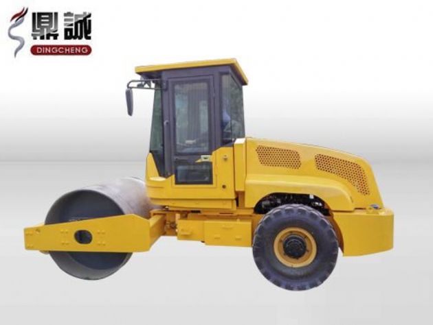 點(diǎn)擊查看詳細信息<br>標題：6噸單鋼輪振動(dòng)壓路機 閱讀次數：12937