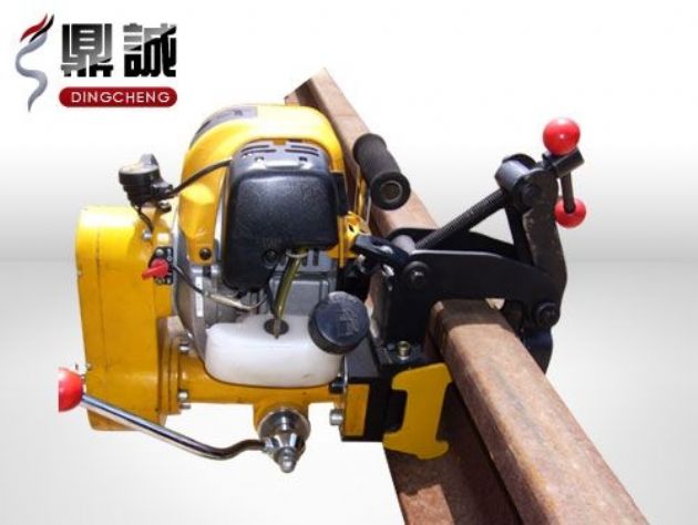 點(diǎn)擊查看詳細信息<br>標題：內燃鋼軌鉆孔機 閱讀次數：4485