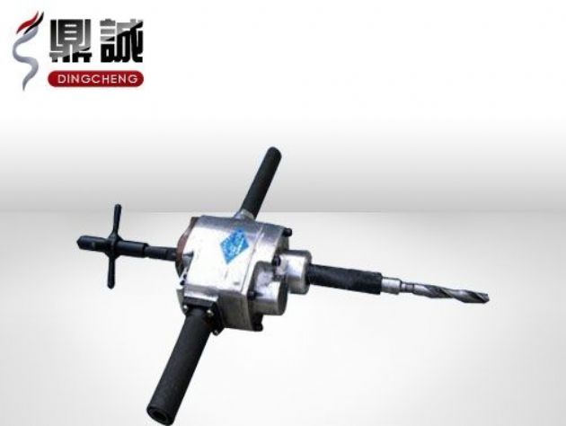 點(diǎn)擊查看詳細信息<br>標題：ZK19型軌道鉆 閱讀次數：3477