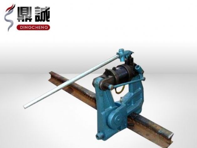 點(diǎn)擊查看詳細信息<br>標題：液壓鋼軌擠孔機 閱讀次數：4034