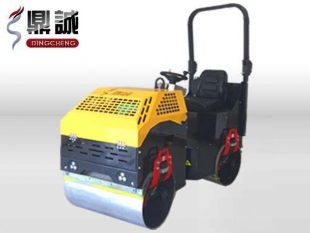 點(diǎn)擊查看詳細信息<br>標題：1噸全液壓振動(dòng)壓路機 閱讀次數：13946