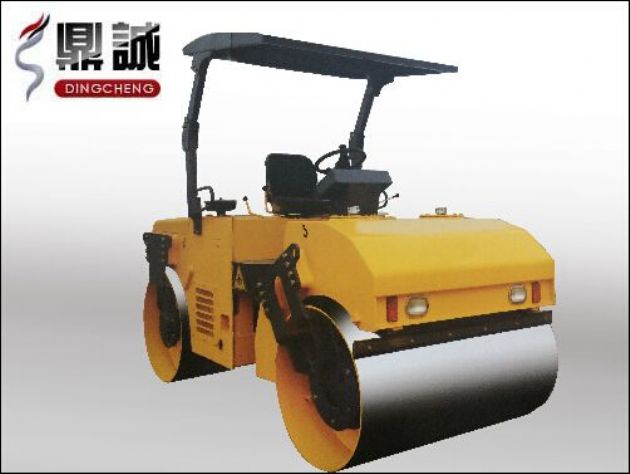 點(diǎn)擊查看詳細信息<br>標題：6噸雙鋼輪振動(dòng)壓路機 閱讀次數：12730